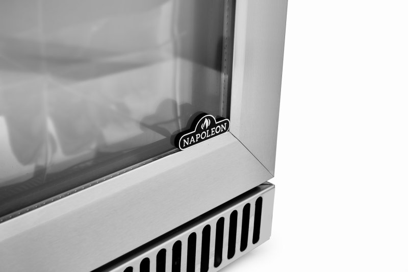 Napoleon Outdoor - Kühlschrank, 135 Liter, rechtsdrehende Tür mit Doppelverglasung und LED Beleuchtung - wasserdicht nach IP24