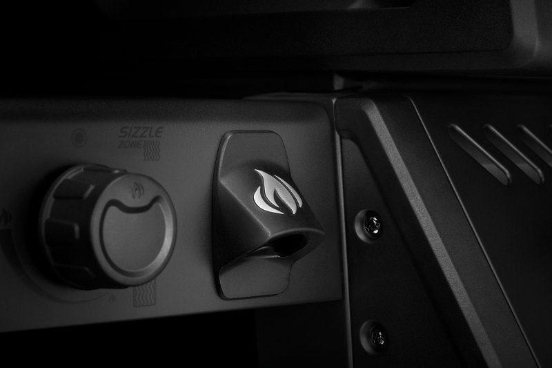 Napoleon Phantom Freestyle 425 Gasgrill, mattschwarz - mit Sizzle Zone und Tür - Modell 2025