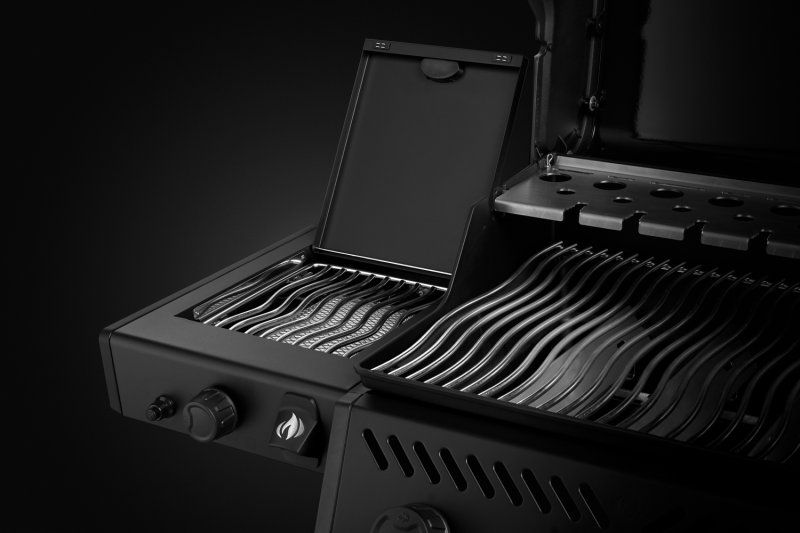 Napoleon Phantom Freestyle 425 Gasgrill, mattschwarz - mit Sizzle Zone und Tür - Modell 2025