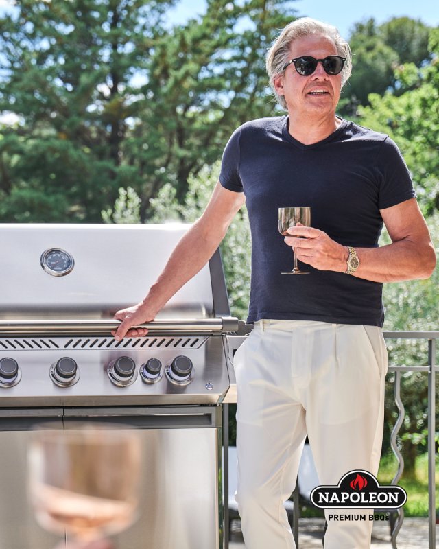 Napoleon Prestige 665 Connected Edelstahl Gasgrill - mit SIZZLE ZONE und Heckbrenner - Modell 2025