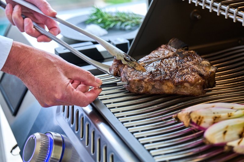 Napoleon Prestige PRO 665 Smart-Connected Gasgrill, Edelstahl - inkl. Drehspieß - Modell 2026