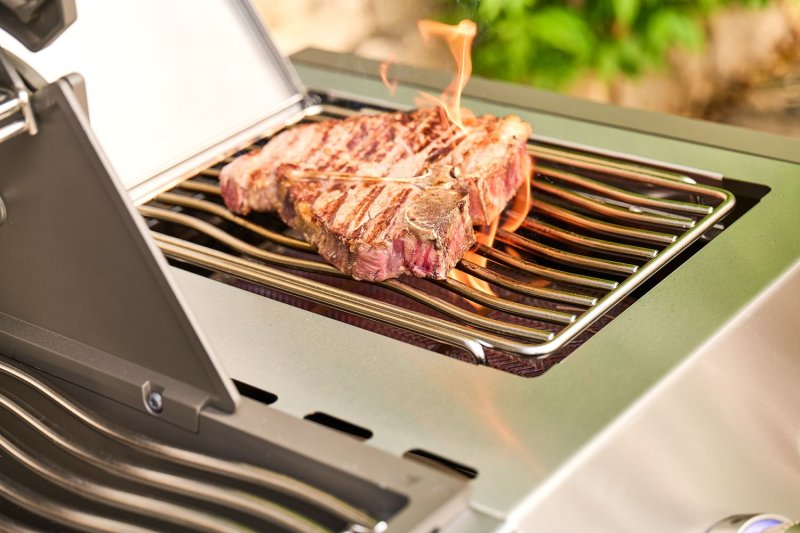 Napoleon Prestige PRO 500 Smart-Connected Gasgrill, Schwarz - inkl. Drehspieß - Modell 2026