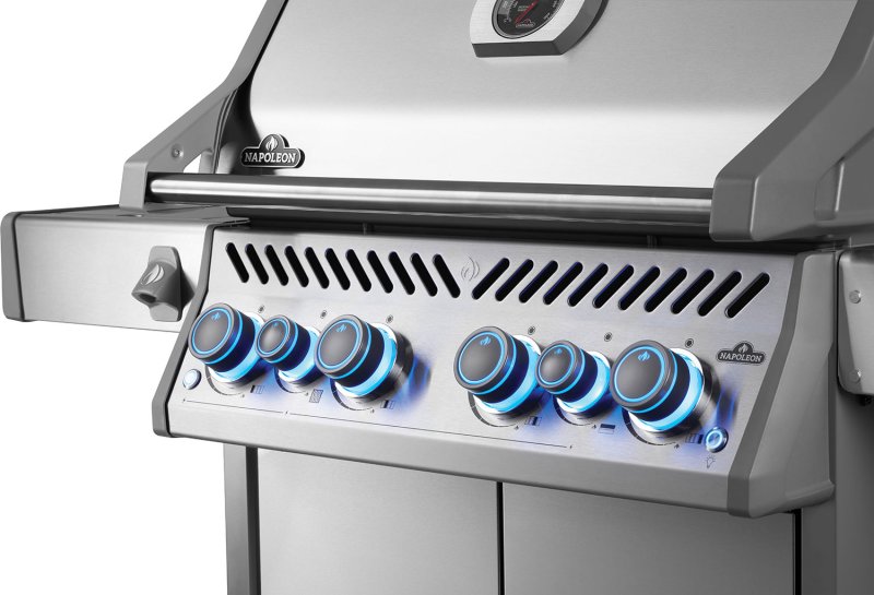 Napoleon Rogue PRO-S 525 Edelstahl Gasgrill - mit SIZZLE ZONE™ und Heckbrenner - mit Edelstahlrosten - NEU 2025