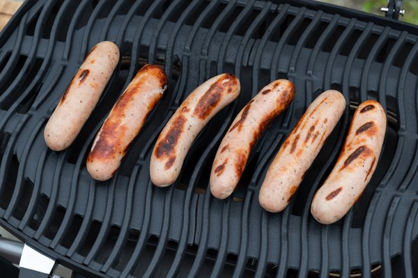 Napoleon TravelQ PRO285 Kompakt Gasgrill Schwarz mit klappbarem Wagen