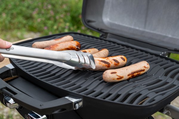 Napoleon TravelQ PRO285 Kompakt Gasgrill Schwarz mit klappbarem Wagen
