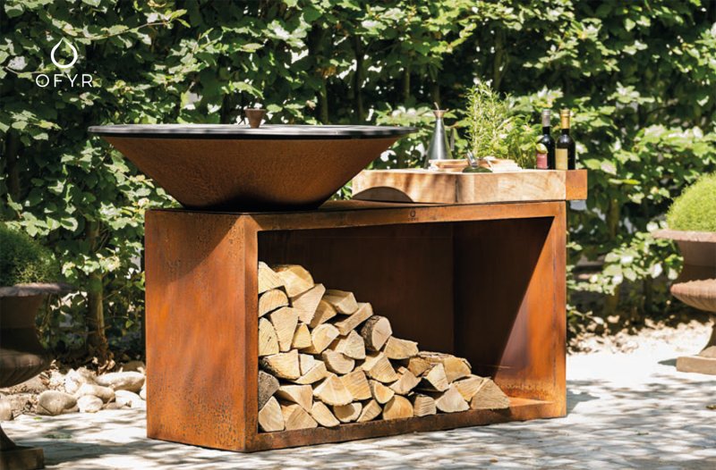 OFYR Grill Feuerplatte Island Corten 100 - mit Teakholz-Arbeitsplatte