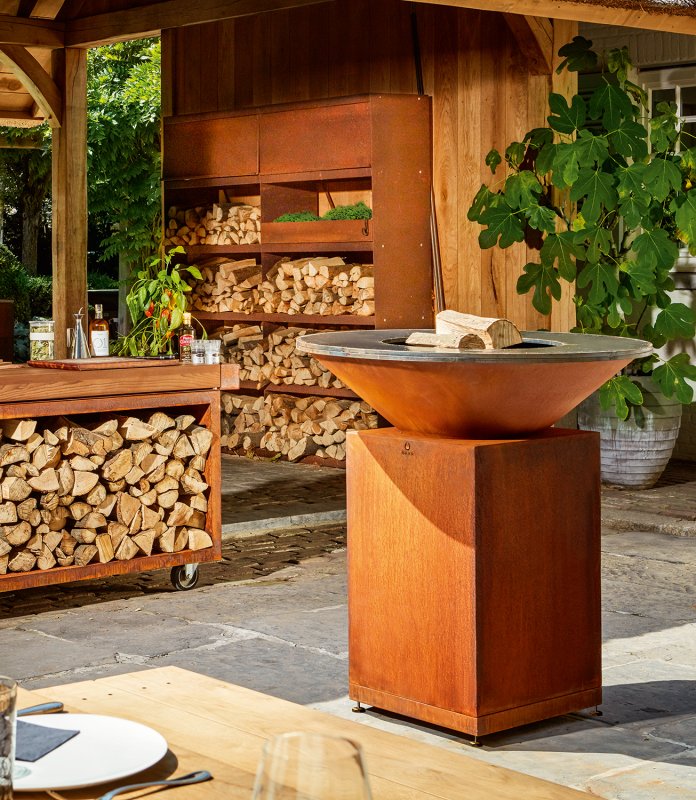 OFYR Grill Feuerplatte Classic Corten 100 - inkl. Grillrost mit Rosterhöhung, Leder Grillhandschuhe & Spatula Set