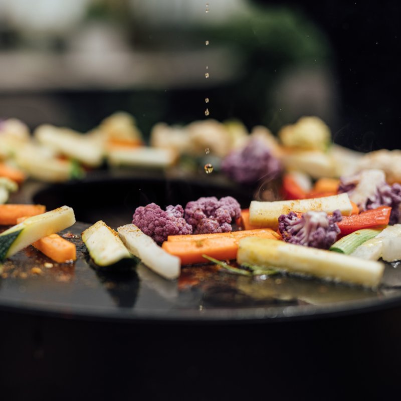 OFYR Tischgrill Tabl'O mit Gusseisen Grillplatte