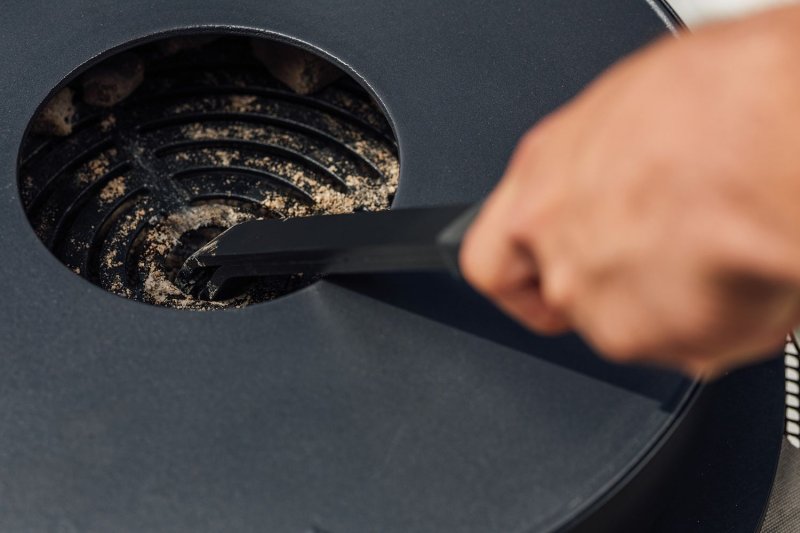 OFYR Tischgrill Tabl'O mit Gusseisen Grillplatte