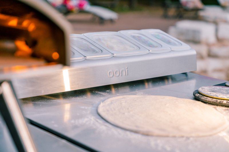 Ooni Pizzatopping-Station