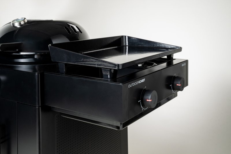 Outdoorchef Gas Kugelgrill Arosa 570 G Evo Black Style - inkl. Blazing-/Cooking Zone Kit Plus und Plancha