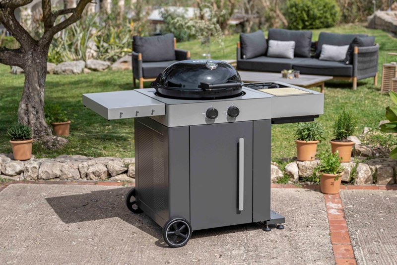 Outdoorchef Gas Kugelgrill Arosa 570 G Grey Steel EVO mit Blazing-/Cooking Zone
