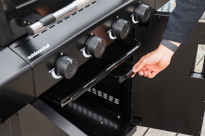 Outdoorchef Gasgrill - Grillstation HEAT C-435 RB mit Blazing Zone und Heckbrenner - inkl. Easy Check Thermometer und Abdeckhaube