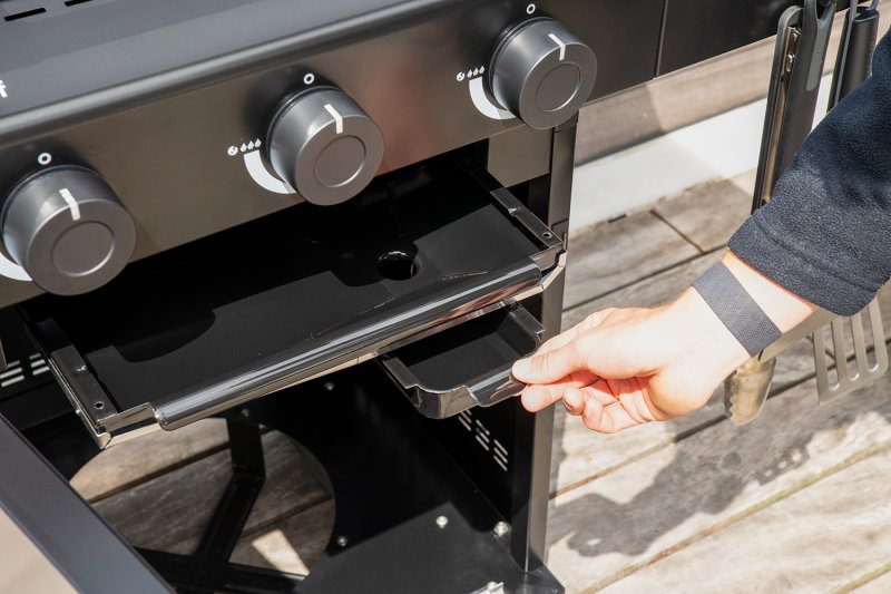 Outdoorchef Gasgrill - Grillstation HEAT C-335 mit Blazing Zone