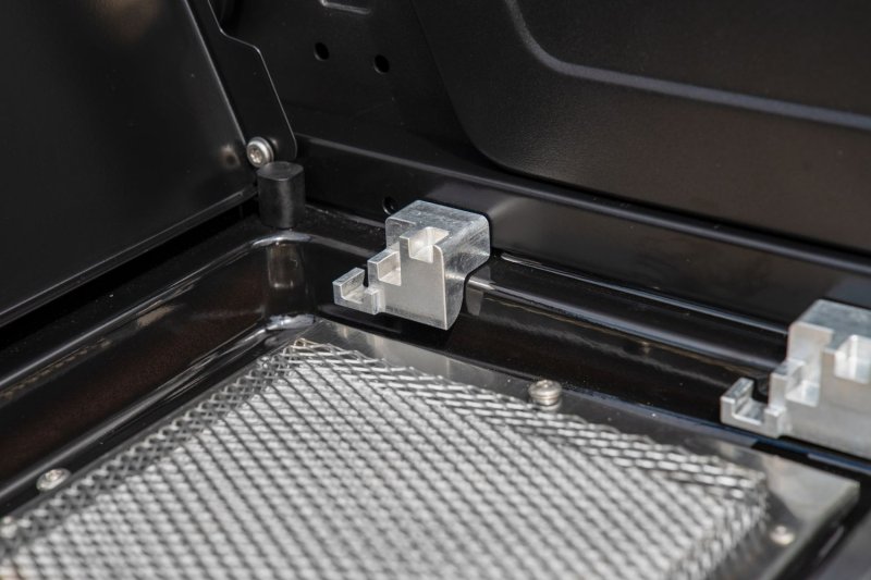 Outdoorchef Gasgrill - Grillstation HEAT C-335 mit Blazing Zone