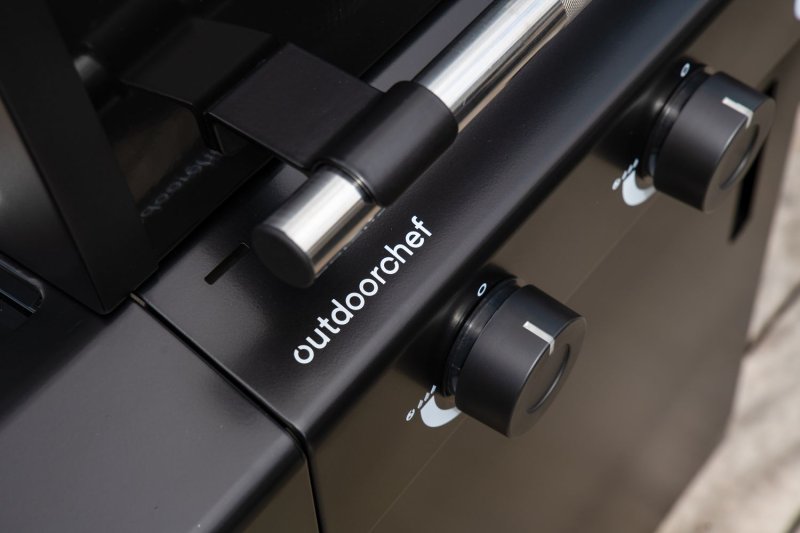 Outdoorchef Gasgrill - Grillstation HEAT C-335 mit Blazing Zone