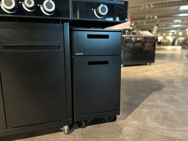Outdoorchef Grillschrank mit Rollen / Trolley für Zubehör