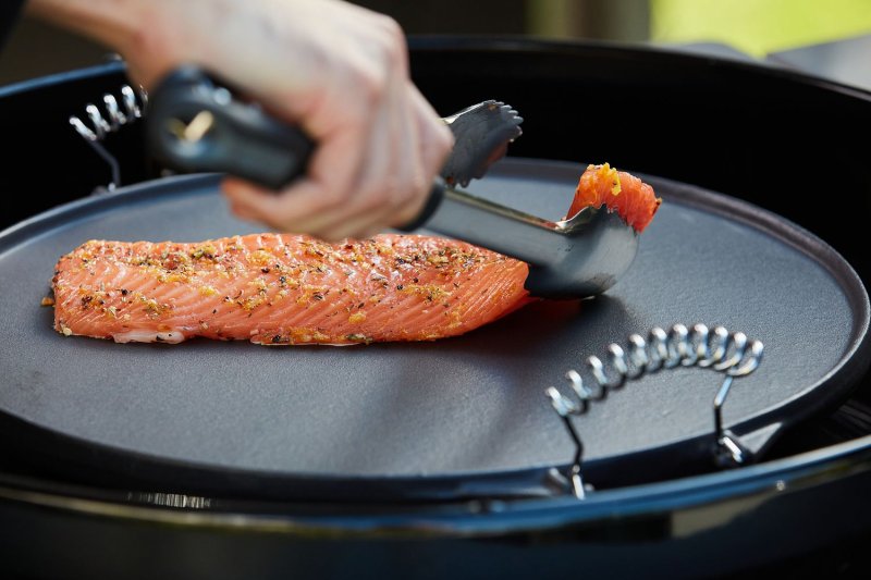 Outdoorchef Gussplatte / Grillplatte rund Ø 33cm