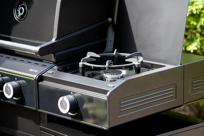 Outdoorchef Gasgrill - Grillstation HEAT X-445 RB - X-DEAL inkl. zusätzlichen Grillfürst Edelstahl Gussrosten (4 Stk.)