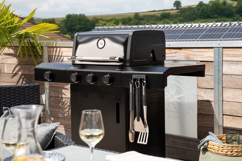 Outdoorchef Gasgrill - Grillstation HEAT C-335 mit Blazing Zone