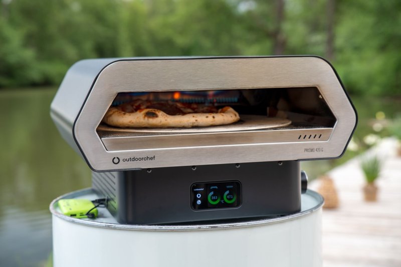 Outdoorchef Gas Pizzaofen Prismo 420 G inkl. Powerbank, Pizzaschieber, Pizzaofen-Bürste und -Schaber