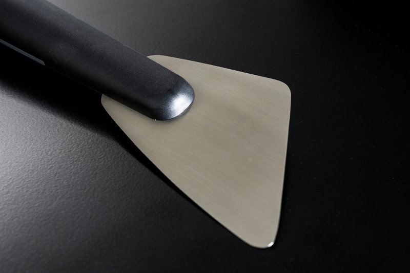 Outdoorchef Trichter-Schaber für EASY FLIP Trichter