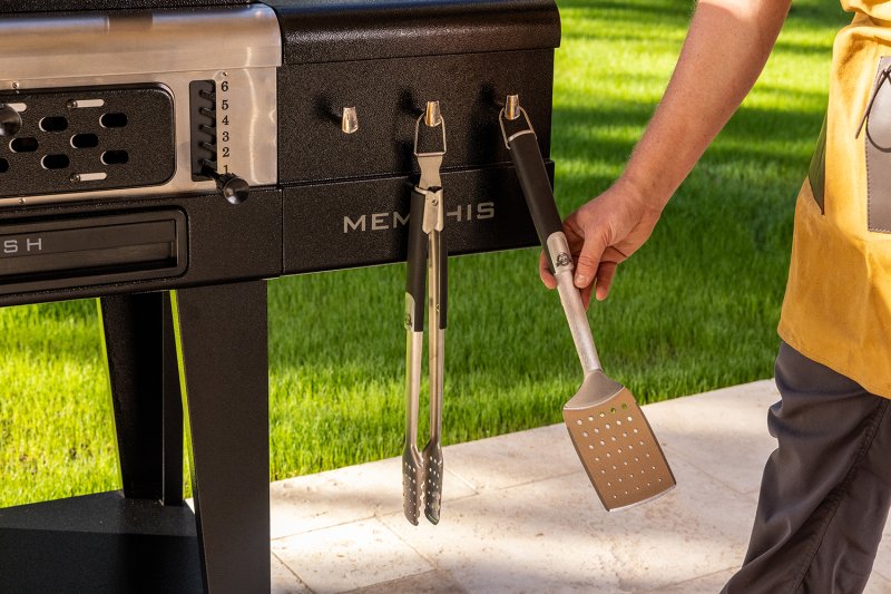 Pit Boss Memphis Ultimate 2.0 Kombigrill + Gusseisen Starter Set 6-teilig