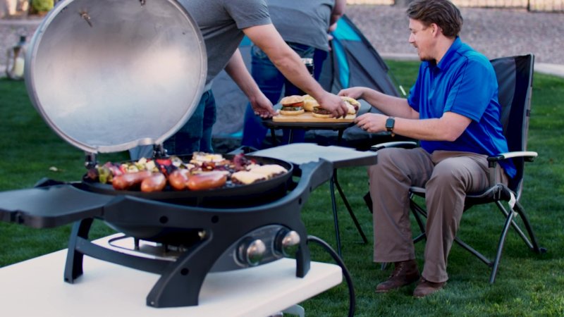 Pit Boss Gasgrill Sportsman 2 / 2-Brenner Campinggrill / 30 mbar