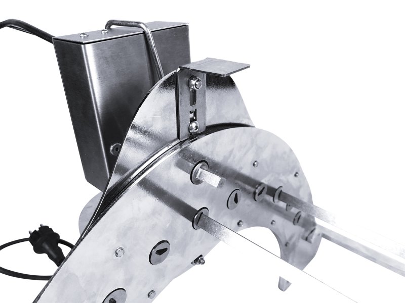 Remundi Grillbrücke mit Spießen