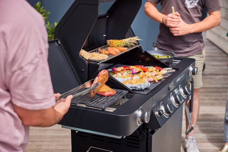 Rösle Gasgrill Videro Pro G3-S Vario+ mattschwarz - Modell 2025