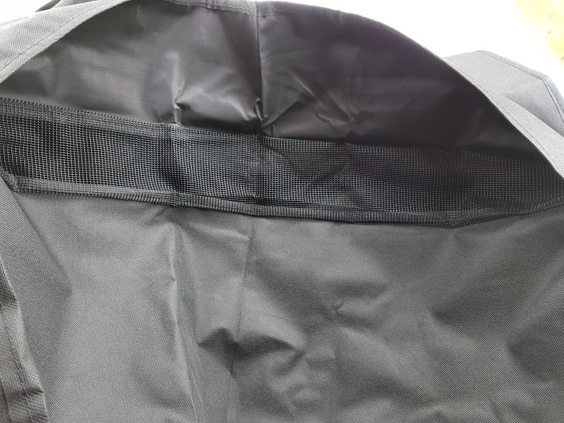 Grillfürst Abdeckhaube 131 x 47 x 121 cm Napoleon Rogue / Napoleon Freestyle 365 / Triton 2 / Videro G3 / Broil King Crown 340 - Eintracht Frankfurt Edition