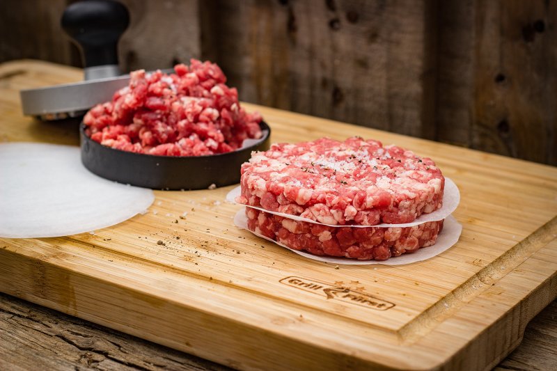 Grillfürst Hamburger Patties Trennpapier 200 Stück - 11cm Durchmesser