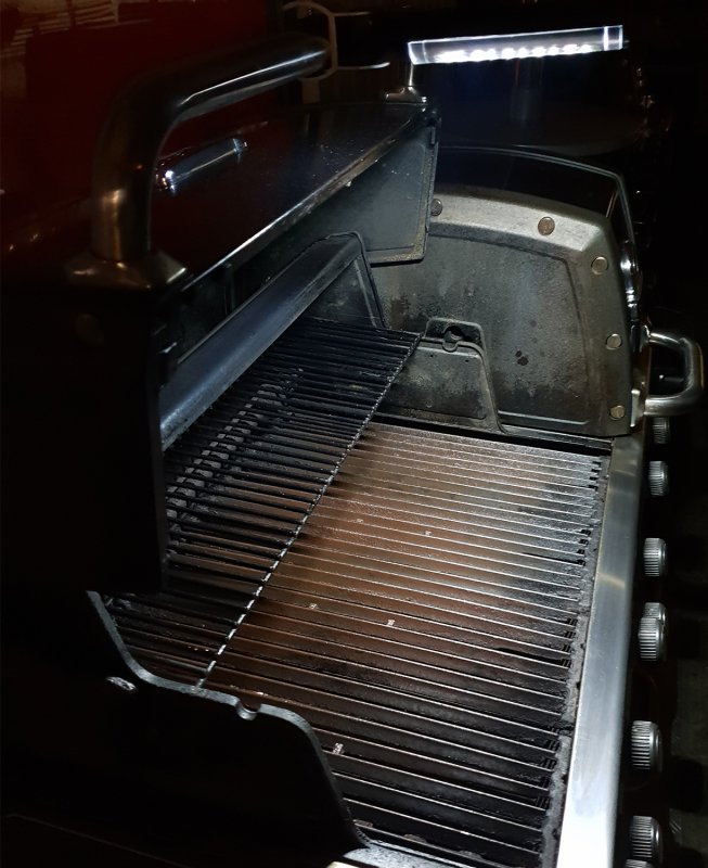 Universal LED Grilllampe / Deckelgriff Leuchte für Gasgrill Stationen