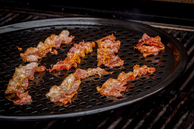Grillfürst Pizzablech, Backblech, Gemüsetopper 40 cm