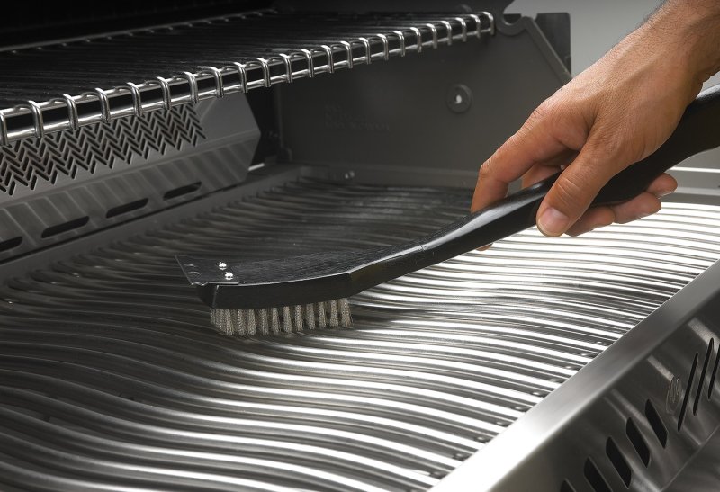 Napoleon Holz Grillbürste mit Edelstahlborsten