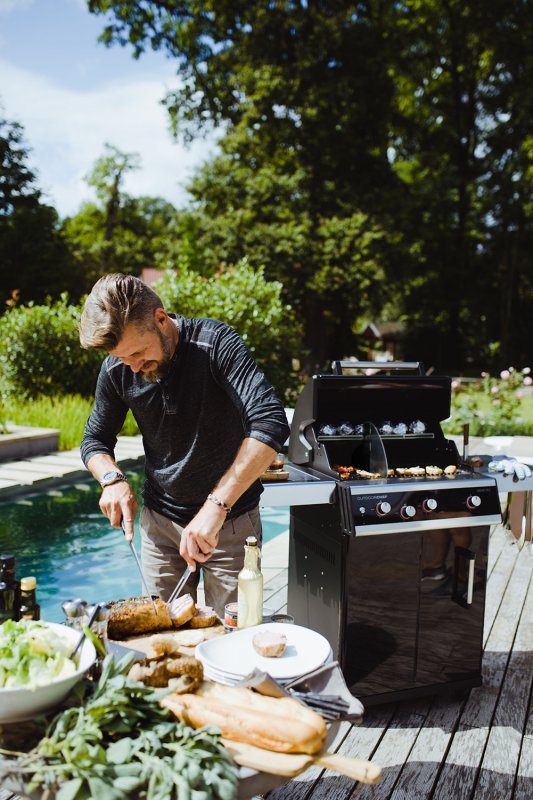 Outdoorchef Dualchef 325 G Gasgrill mit Seitenkocher