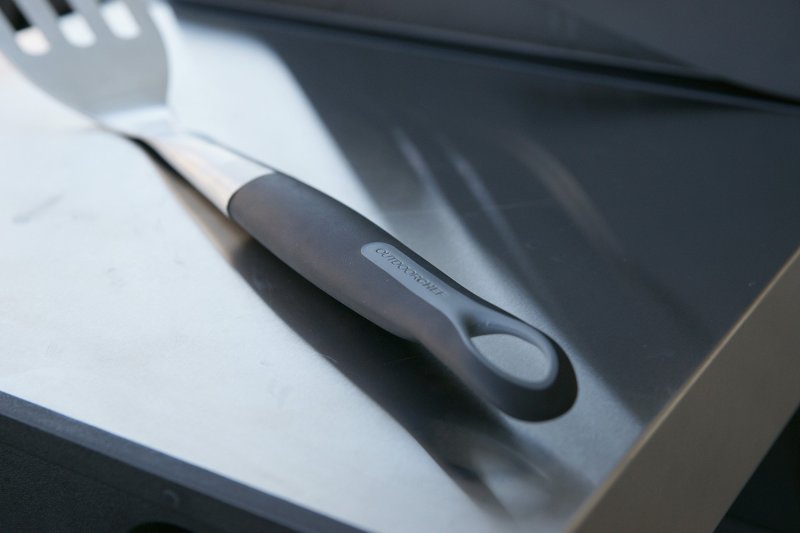 Ab 450,00€ Warenkorb kostenfrei dazu: Outdoorchef Grillwender aus Edelstahl - Länge 44 cm