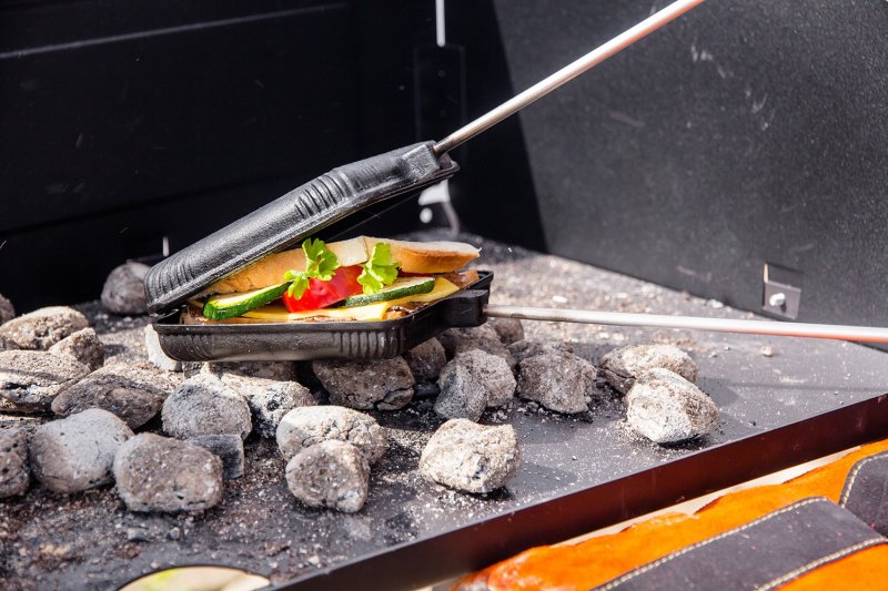 Petromax Sandwicheisen lang