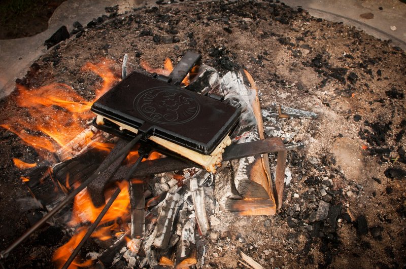 Petromax Waffeleisen lang