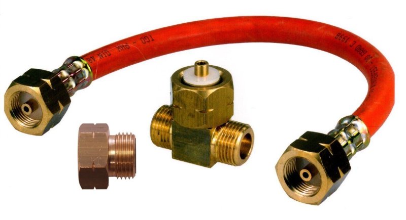 TGO Anschlussgarnitur für 2 Gasflaschen / KLF x 1/4“L, 50mbar