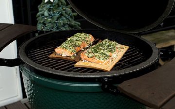 Big Green Egg 2er Set Grillplanken aus Holz Zeder - 28 cm