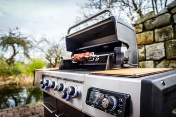Broil King Regal Q 590 IR Gasgrill - Smart Grill mit iQue™ Intelligent Barbecue