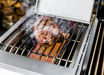 Grillfürst G510E 5-Brenner Gasgrill mit Hochtemperaturbrenner und Edelstahl Rosten