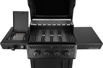 Napoleon Phantom Freestyle PRO 425 Gasgrill, Mattschwarz - mit Sizzle Zone und Edelstahlrosten - inkl. Abdeckhaube