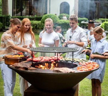OFYR Grillrost mit Rosterhöhung für XL Feuerplatten