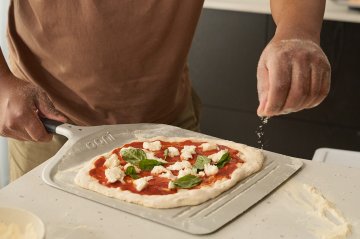 Ooni Pizzaschieber Compact 12" - 30 cm - mit FlourCatch™