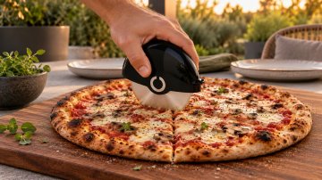 Outdoorchef Pizzaschneider / Pizzarad mit 10 cm Edelstahlrad