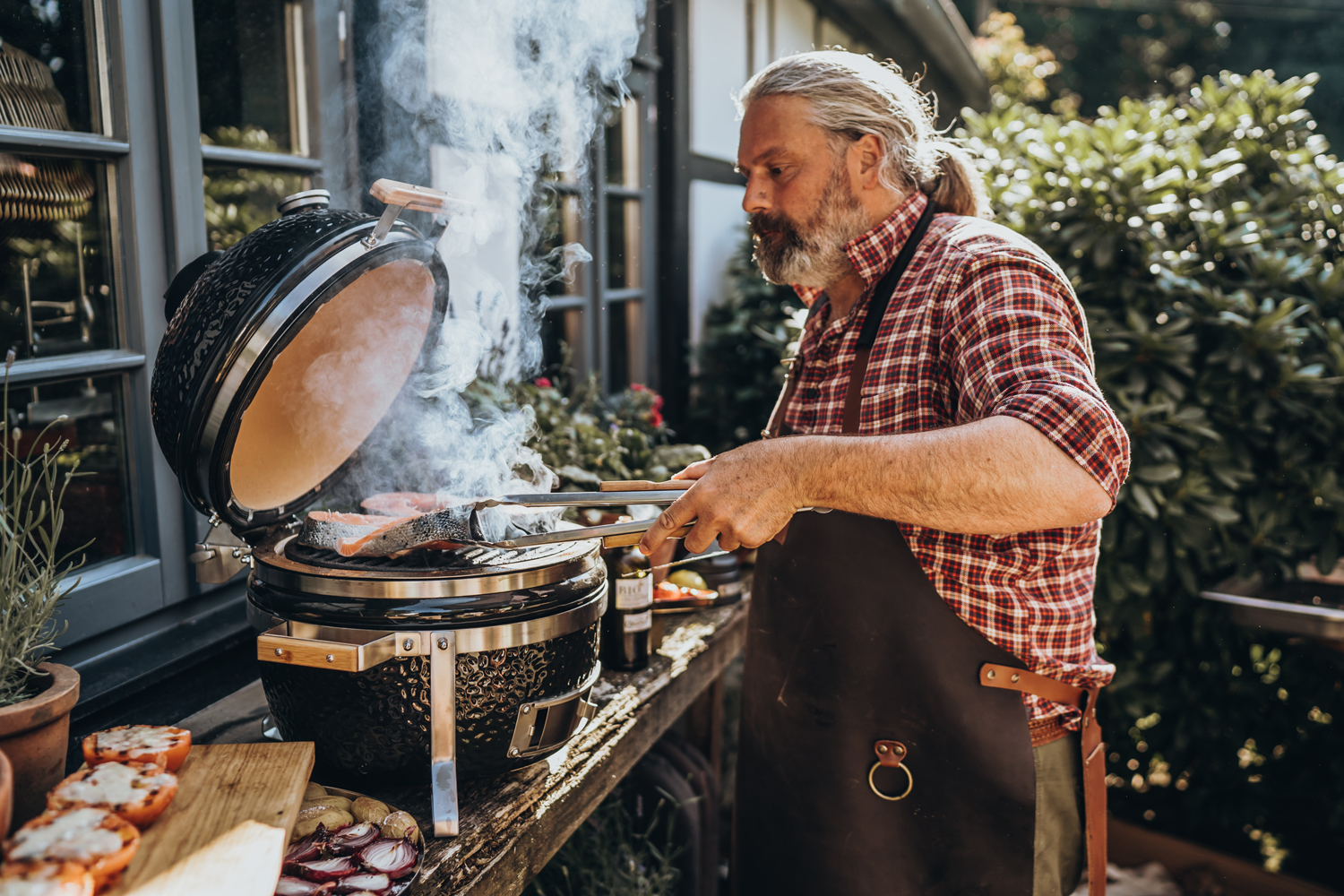 Balkon Holzkohlegrills